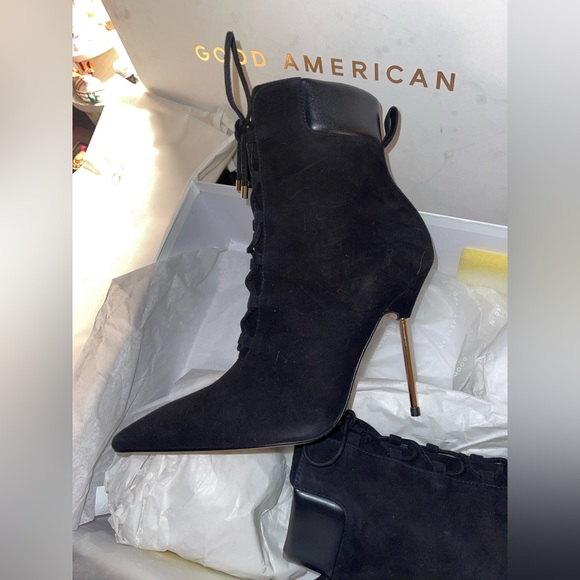 Good American Scandal Lace Up Stilleto Booties Stone BNWB Womens Size 9 Blk/Gold - Picture 10 of 16